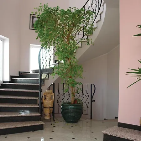 Apartment In Novigrad With Ethernet Internet