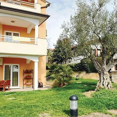 Apartment In Novigrad With Ethernet Internet Novigrad (Istria)