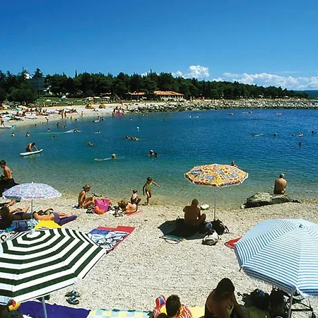 Apartment In Novigrad With Ethernet Internet